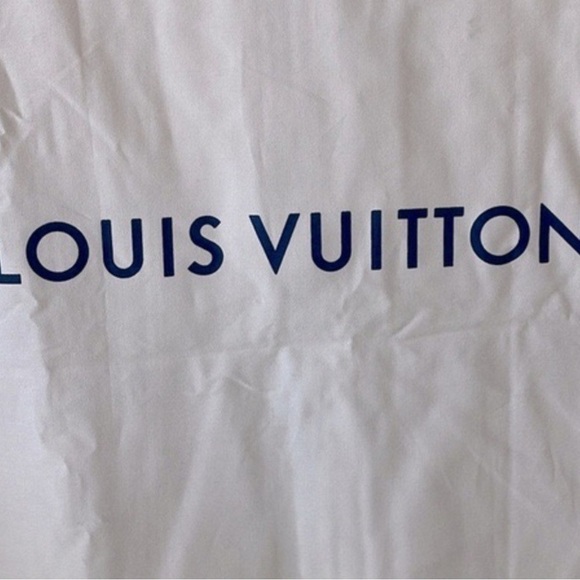 Louis Vuitton Beige full Garment Cover - Picture 8 of 12